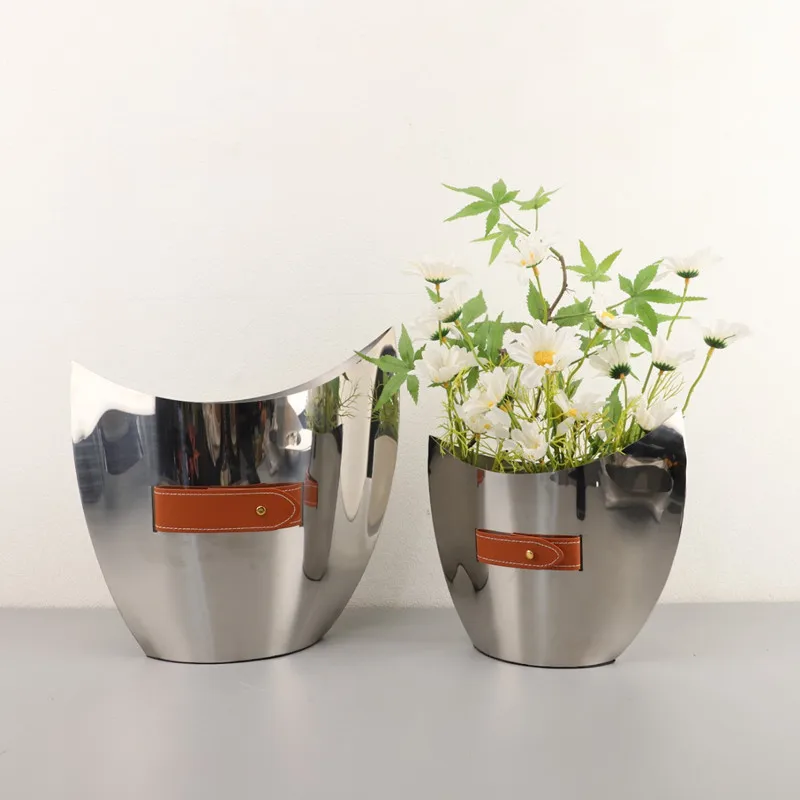 Florero curvo de acero inoxida - Ice Bucket Silver reseña y precio